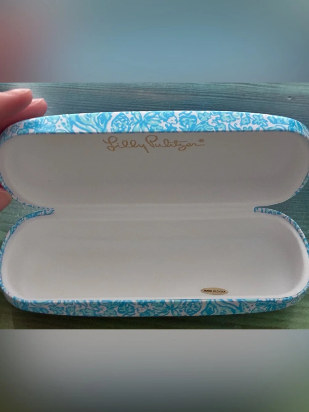 Lilly Pulitzer Turquoise Floral Pattern Eyeglass Case - Picture 5 of 5